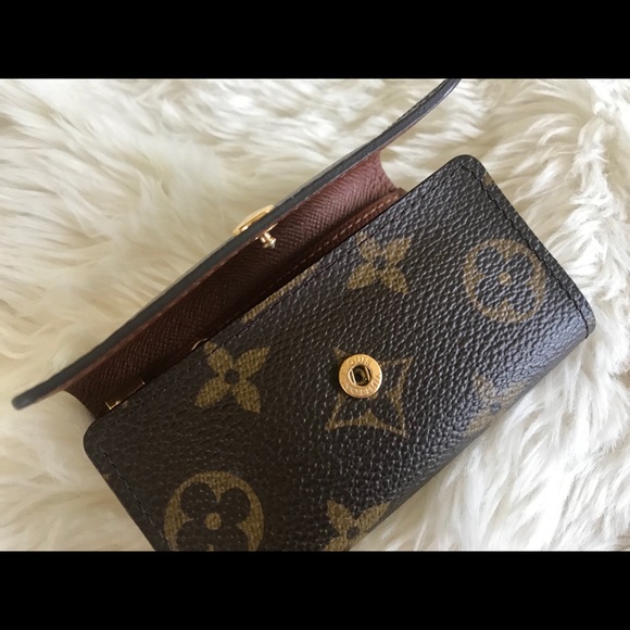 Louis Vuitton 6 Key Holder Monogram - Picture 4 of 12